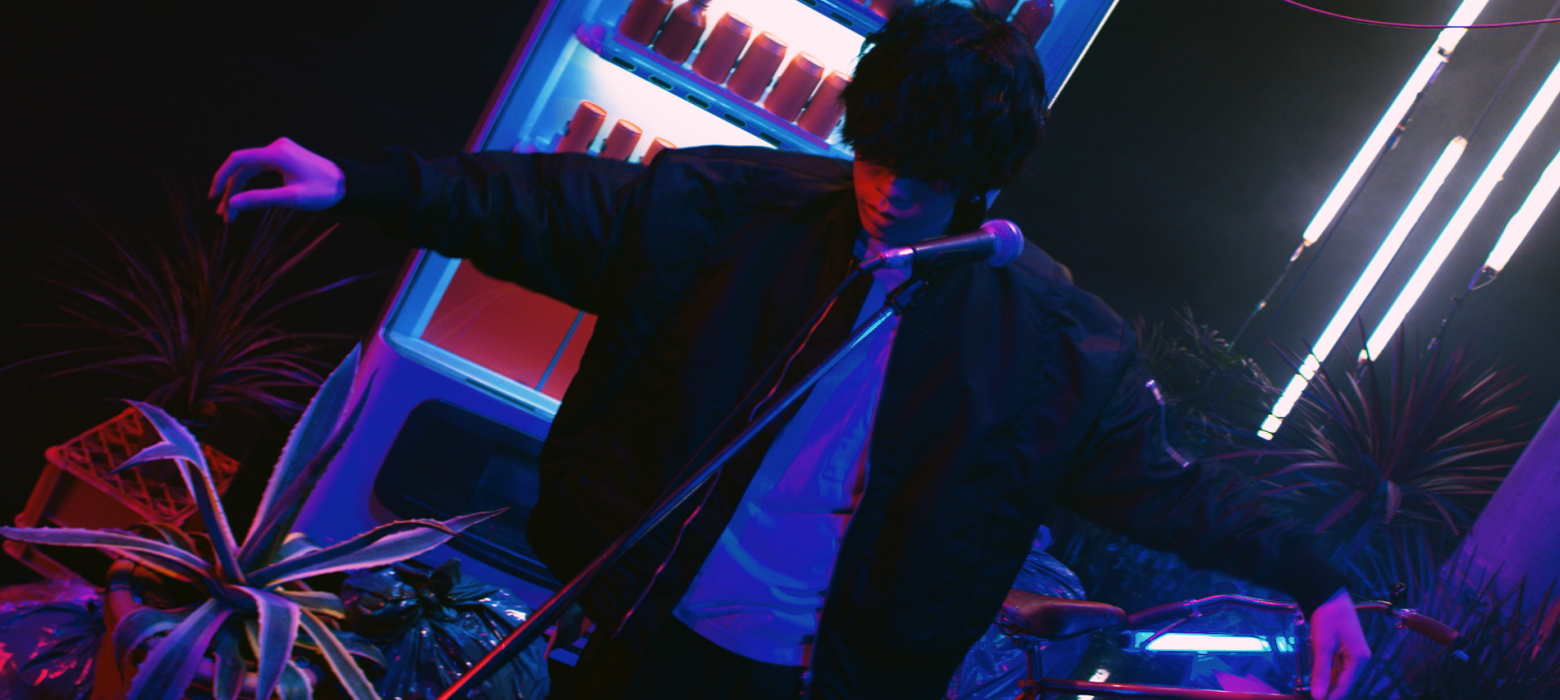 米津玄師 – “春雷”