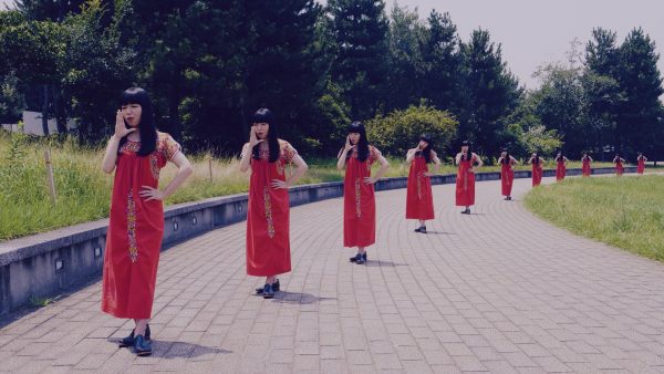 にゃんぞぬデシ「同じ空の下どころか」 Music Video