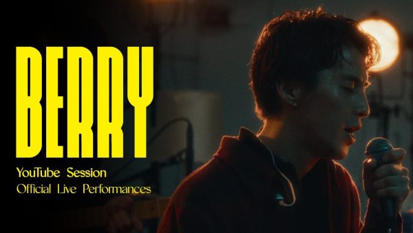 Monthly Mu & New Caledonia – Berry (Official Live Performance)