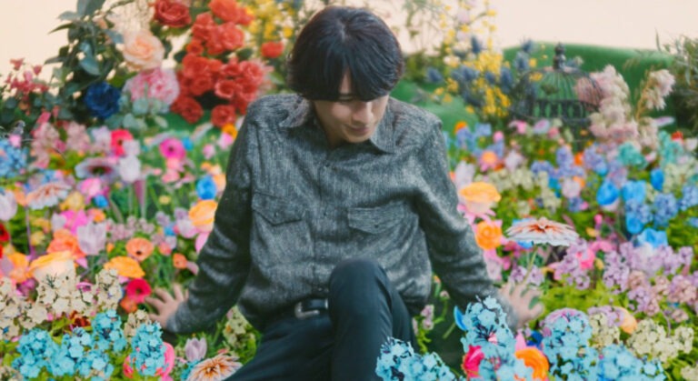 WEST. – Beautiful