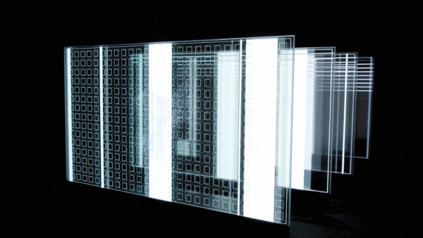 透過の時間 – Planar LookThru OLED を用いた実験的アートワーク