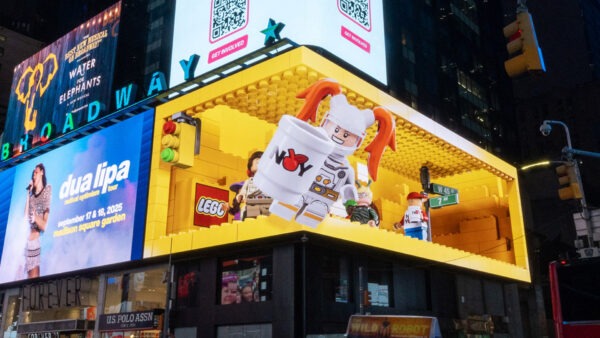 LEGO 3DOOH / TIMES SQUARE