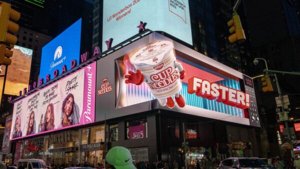 NISSIN CUP NOODLE 3DOOH / TIMES SQUARE