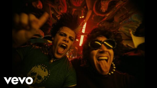 YUNGBLUD – Happier (feat. Oli Sykes Of Bring Me The Horizon)