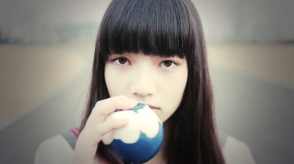 RADWIMPS ”君と羊と青　MUSICVIDEO