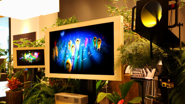 蔦屋家電＋ 「HAKONIWA」展示