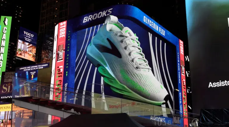 BROOKS – GLYCERIN FLEX 3DOOH / TIMES SQUARE