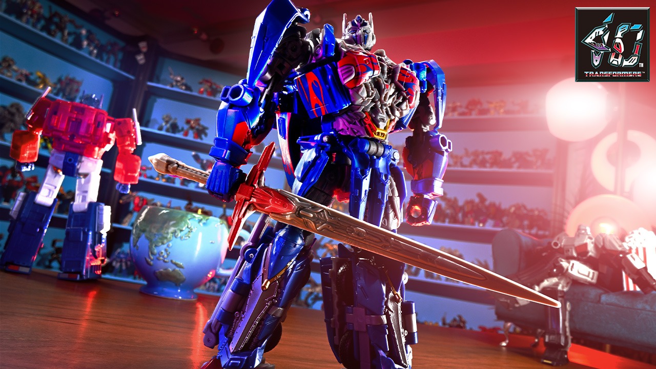 WE ARE NOT ALONE (40th Anniversary Stop-Motion Celebration of Transformers' Arrival in Japan)