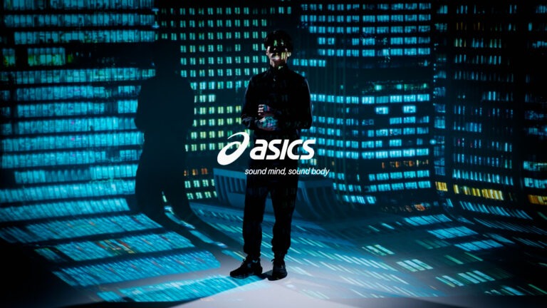 ASICS TEAM JAPAN PODIUM JACKET